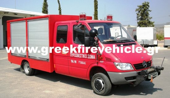 Ορειβατικό πυροσβεστικό όχημα για επιχειρήσεις έρευνας και διάσωσης σε δύσβατο πεδίο